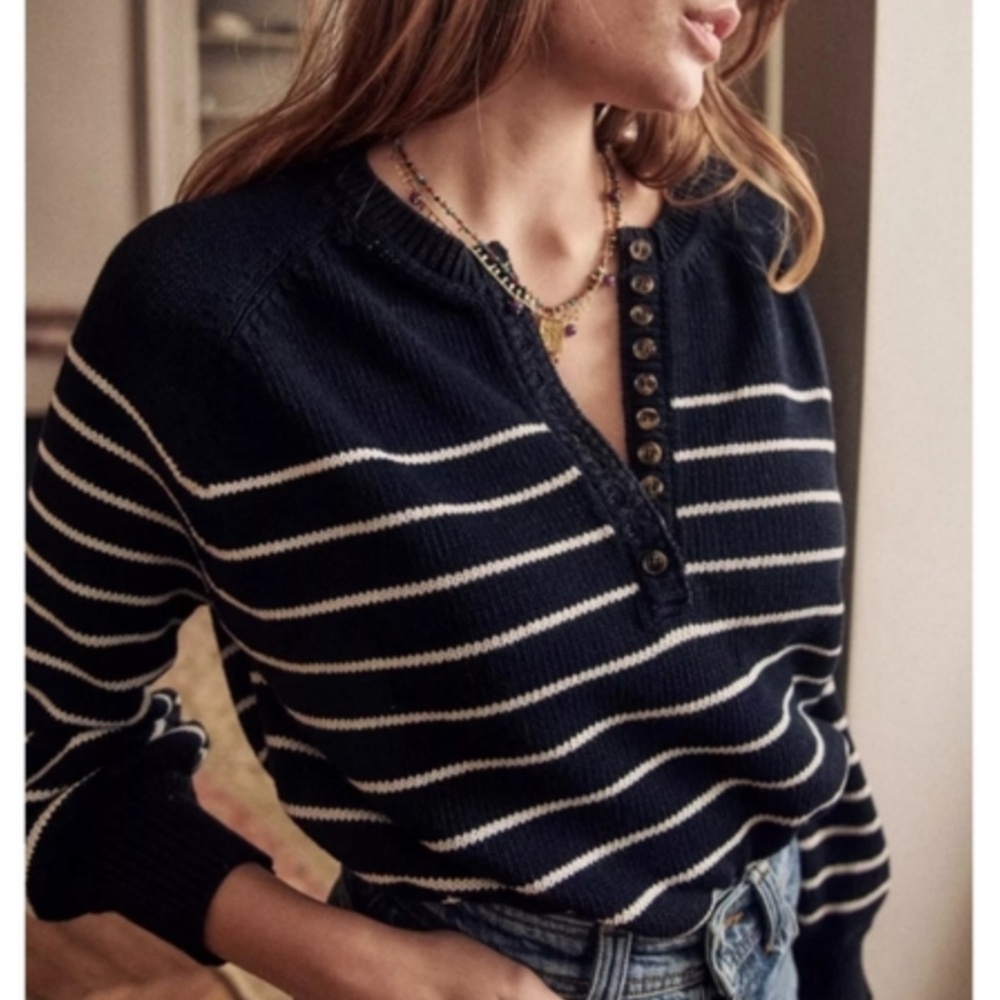Sezane Leontine Navy and White Striped V-Neck Sweater